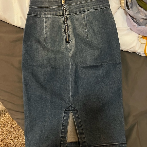 Denim midi skirt - Picture 3 of 3